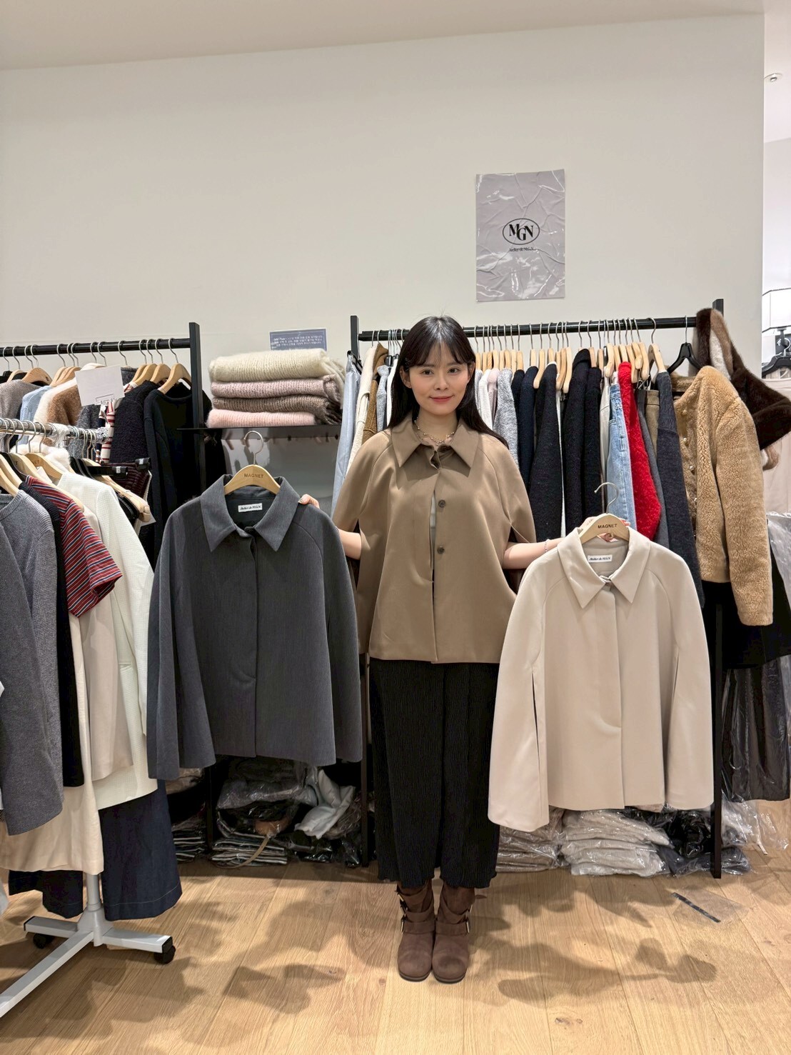 MN4908 英倫優雅襯衫領斗篷 *特價* (優惠碼同充值購物金不適用)