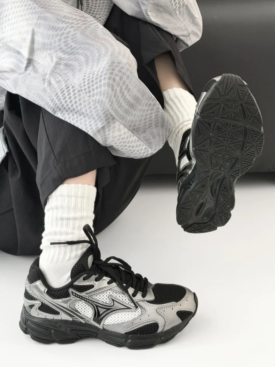 MIZUNO SPEED 2K 美津濃液態銀黑黑灰灰銀黑銀仿舊男女鞋D1GH252908
