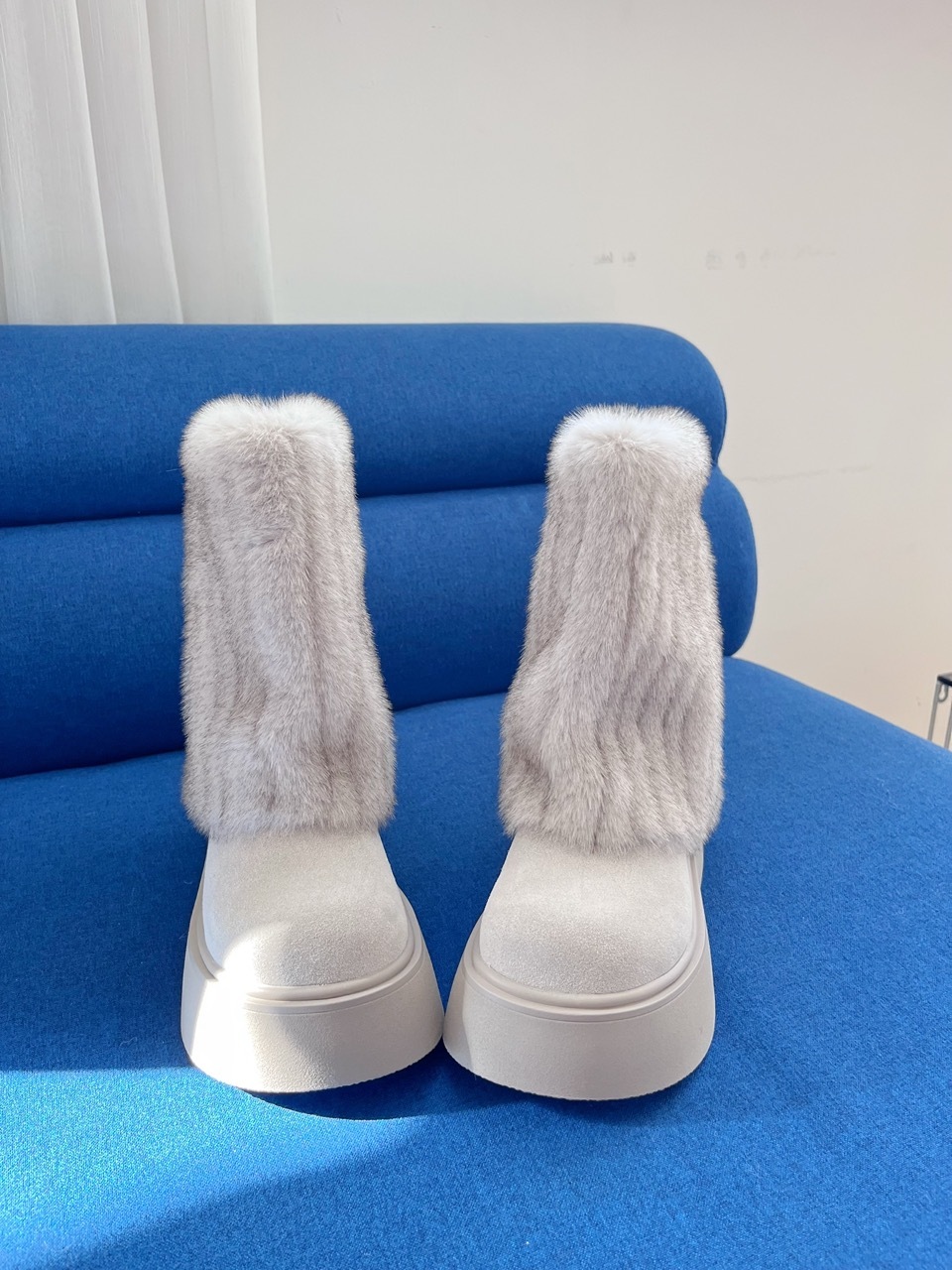 |現貨|7cm韓國柔霧水貂毛厚底中筒靴(22.5-25)