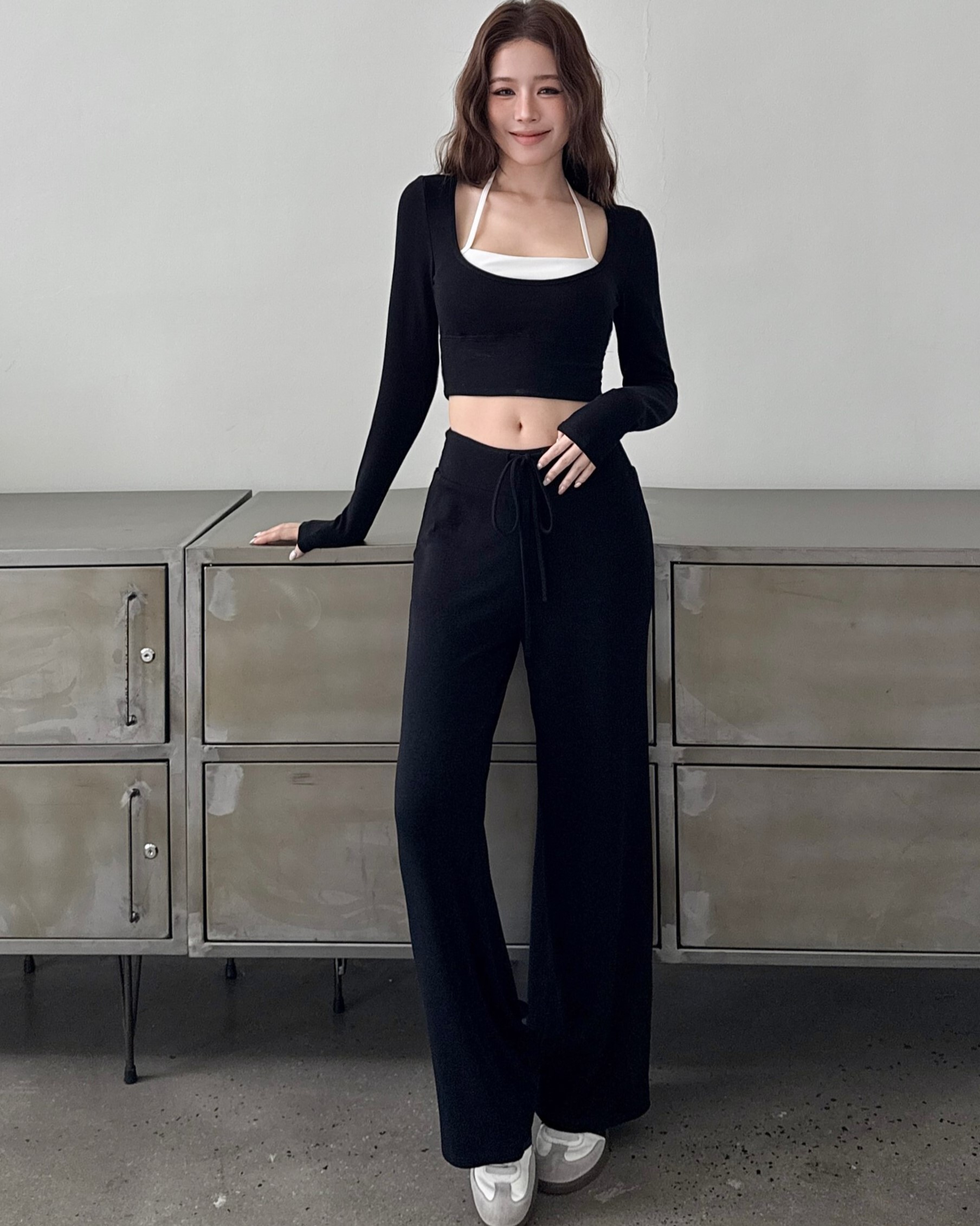 LOOSE幕斯薄感綁帶寬鬆棉褲-黑