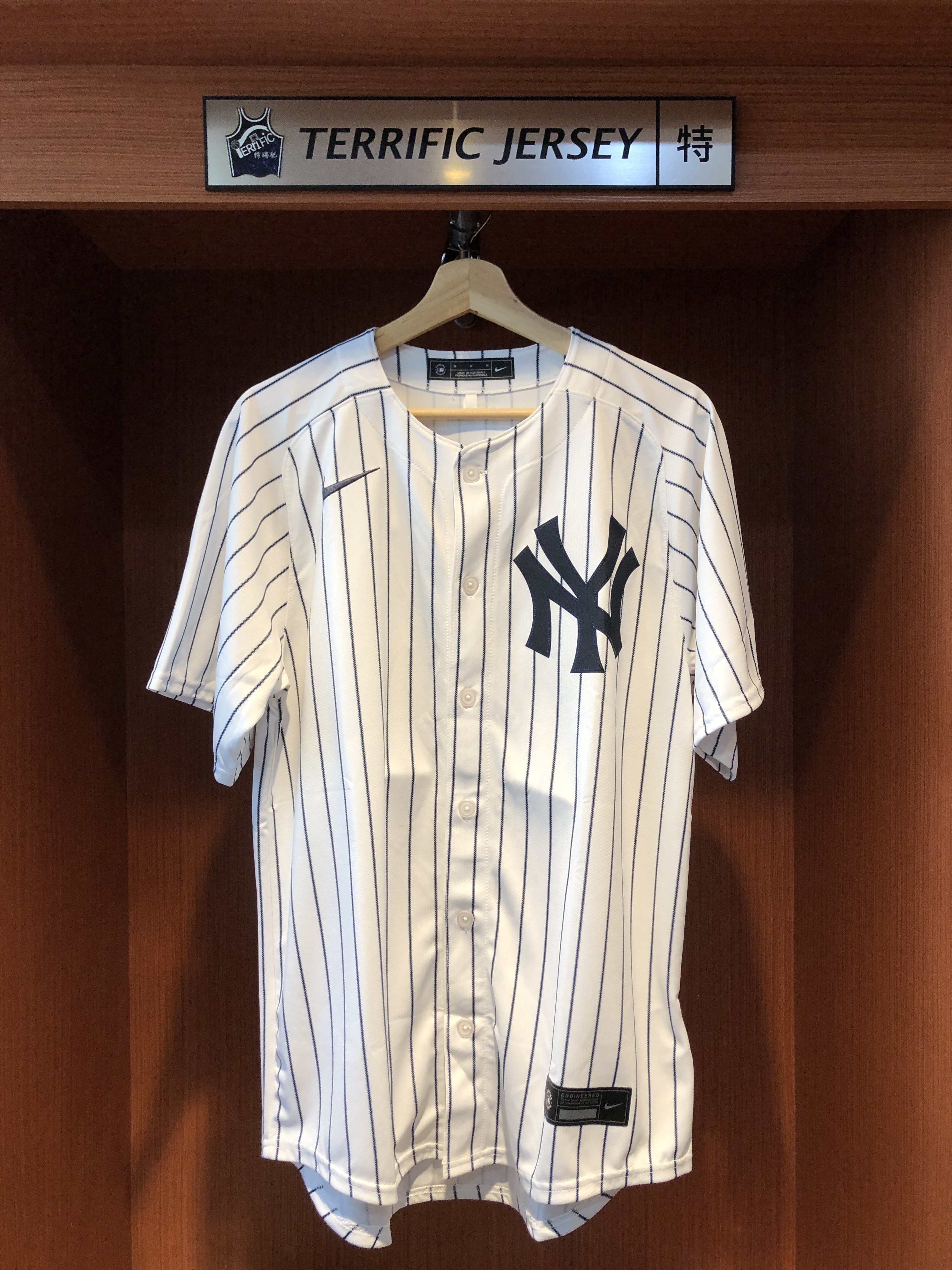 MLB球衣 Luka Doncic #77 紐約洋基白條紋 Nike Limited Player Name Jersey 球迷版 熱轉印 全新