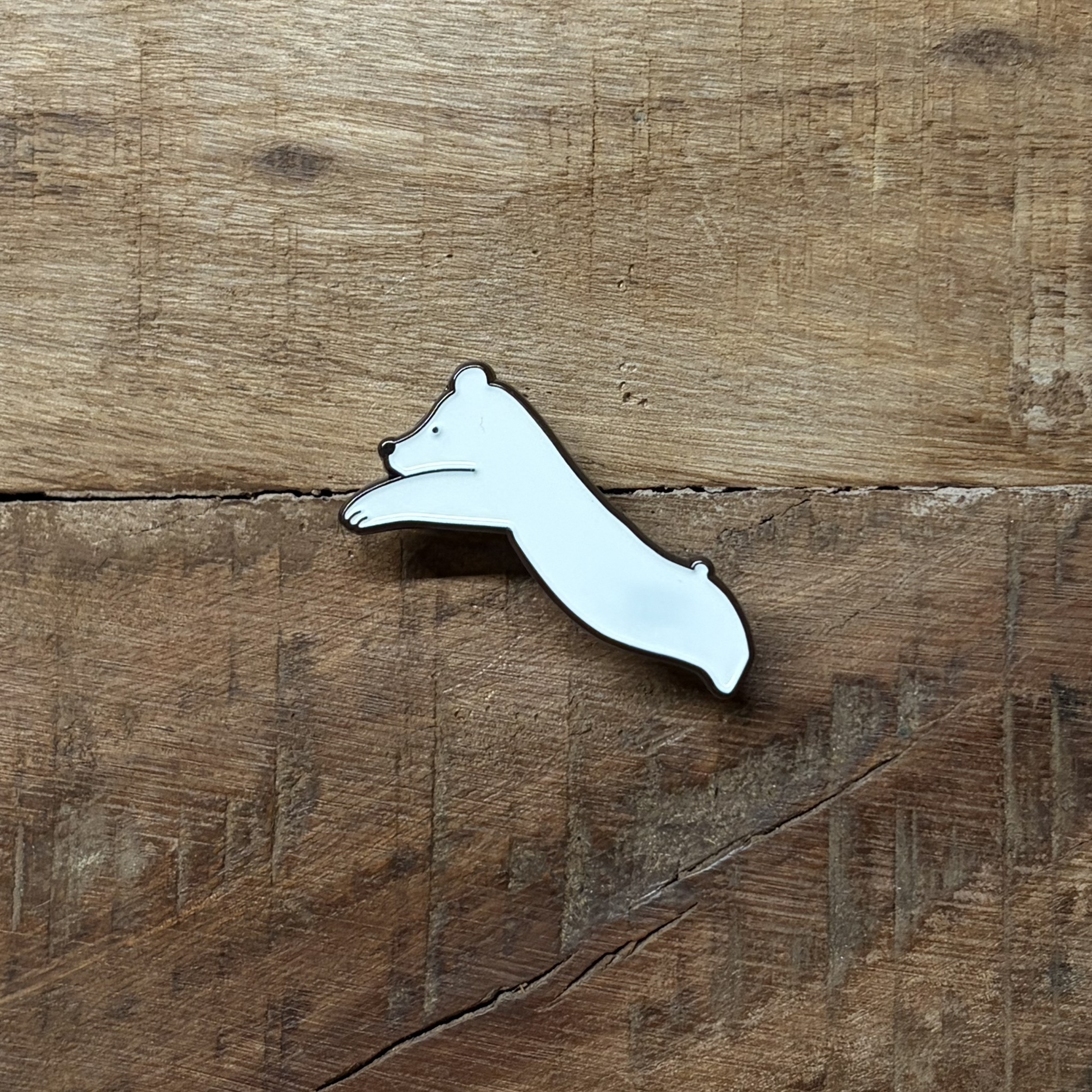 北極熊的「ㄟ」/銅烤漆金屬徽章/注音符號系列