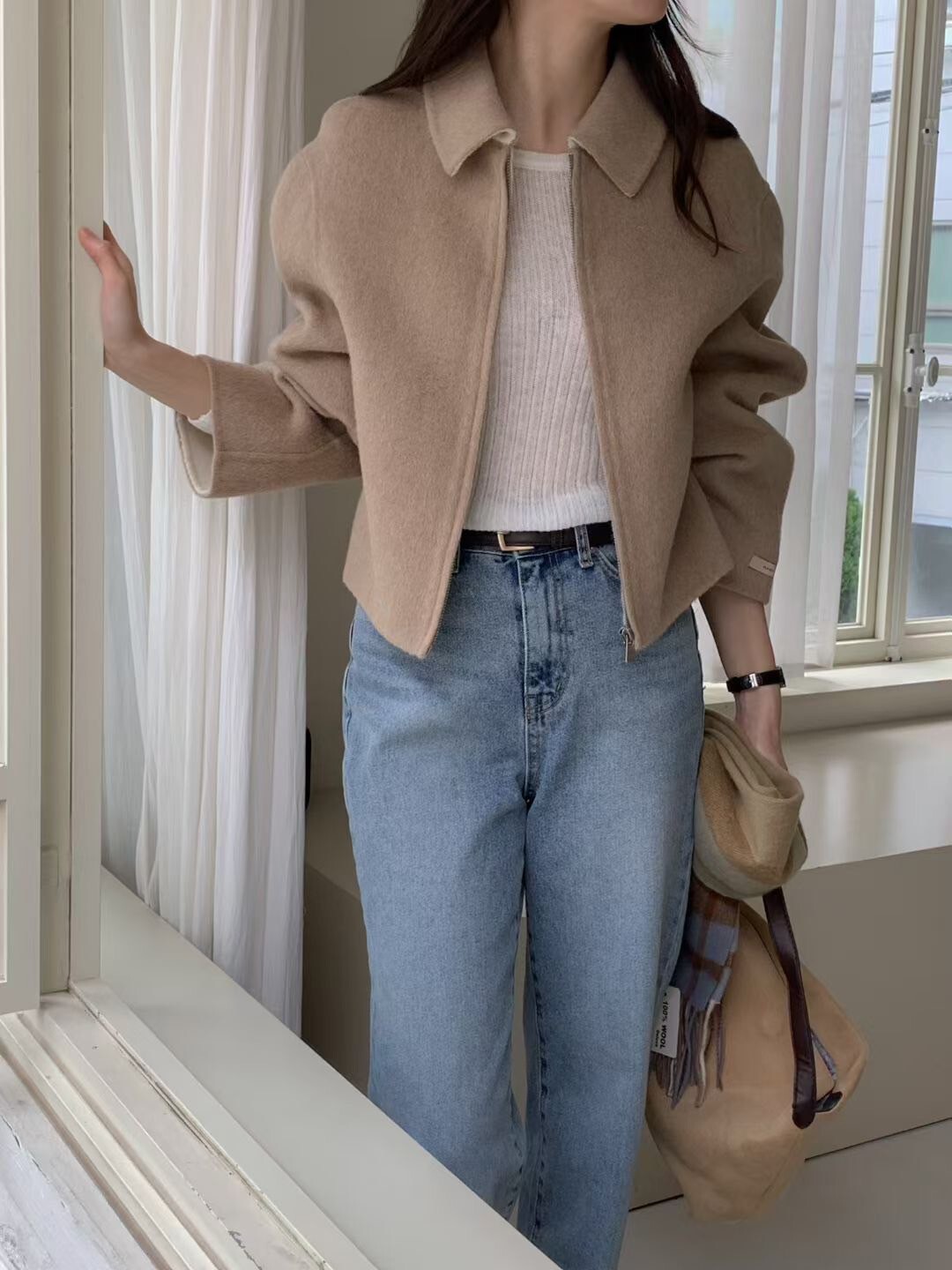 翻領拉鍊造型短版手工羊毛外套 / 3色