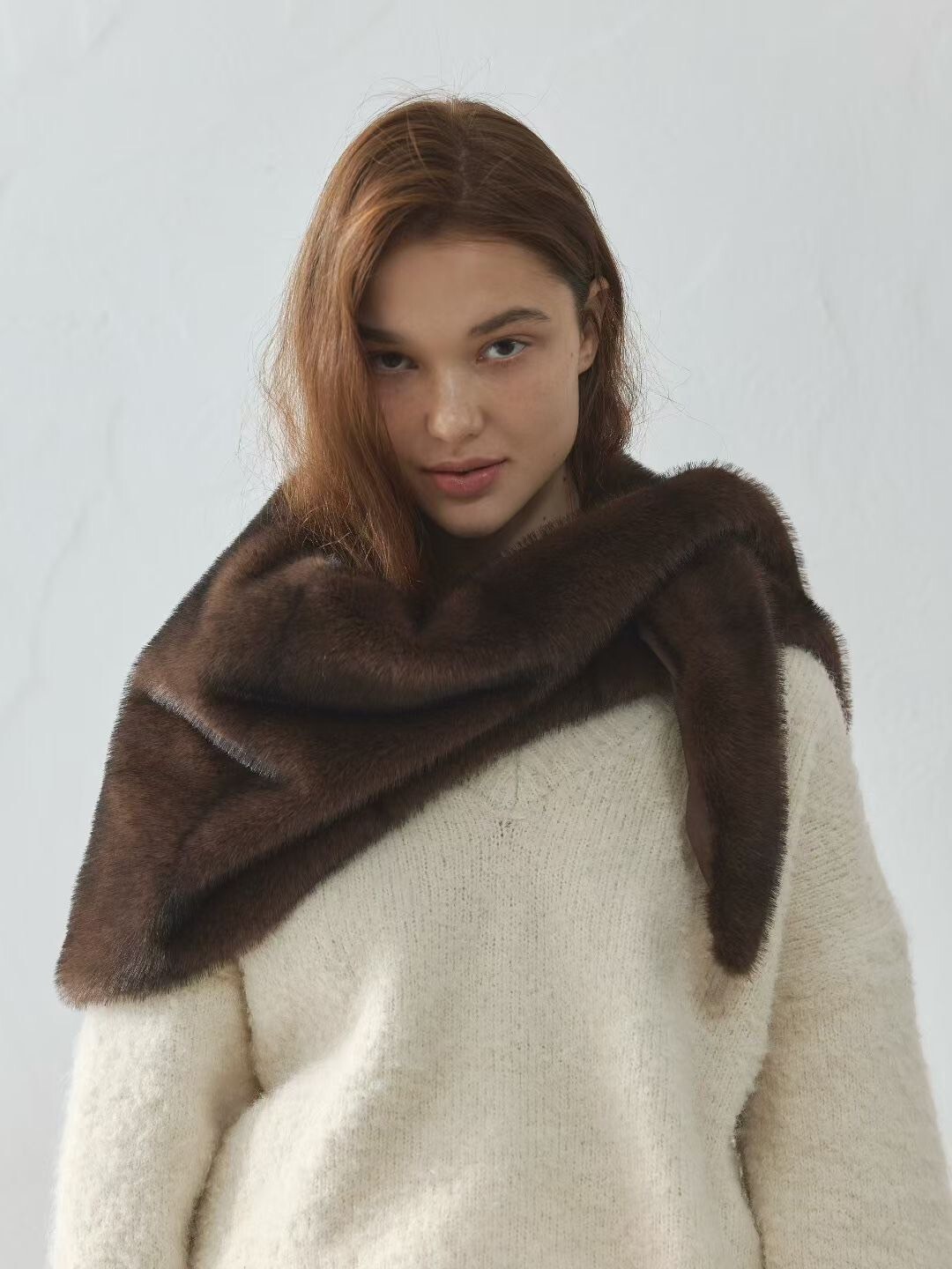 巧克力色溫暖皮草披肩圍巾