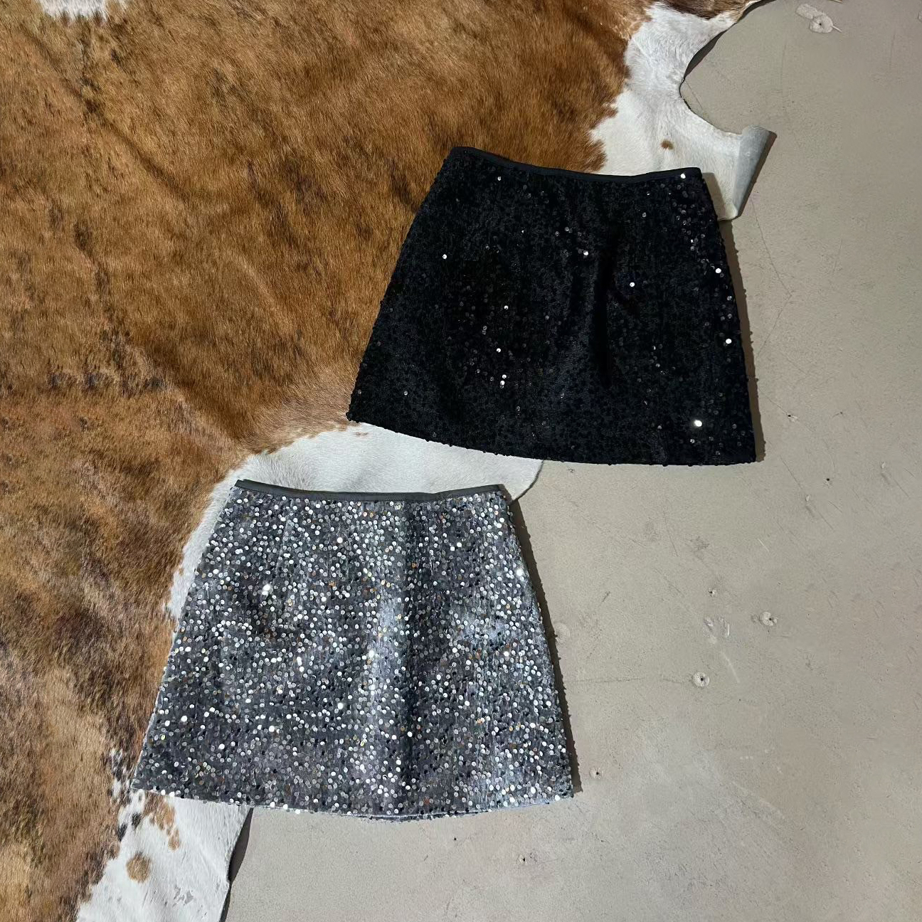 派對必備閃閃亮片A字短裙-S-Ｍ / 2色