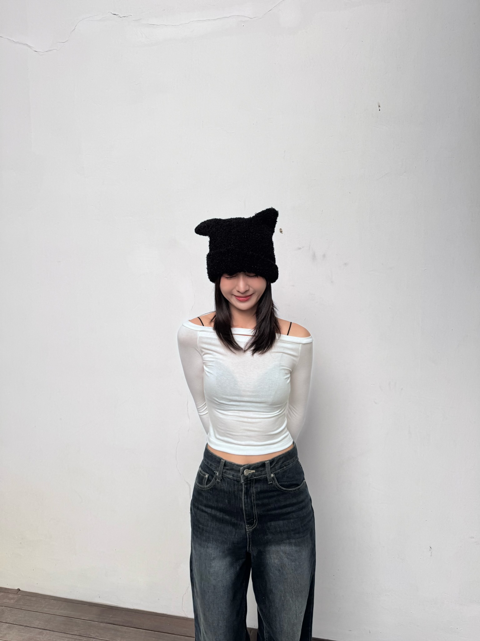 (訂購)顯身材掛帶貼身上衣 T0105(紅/黑/白)