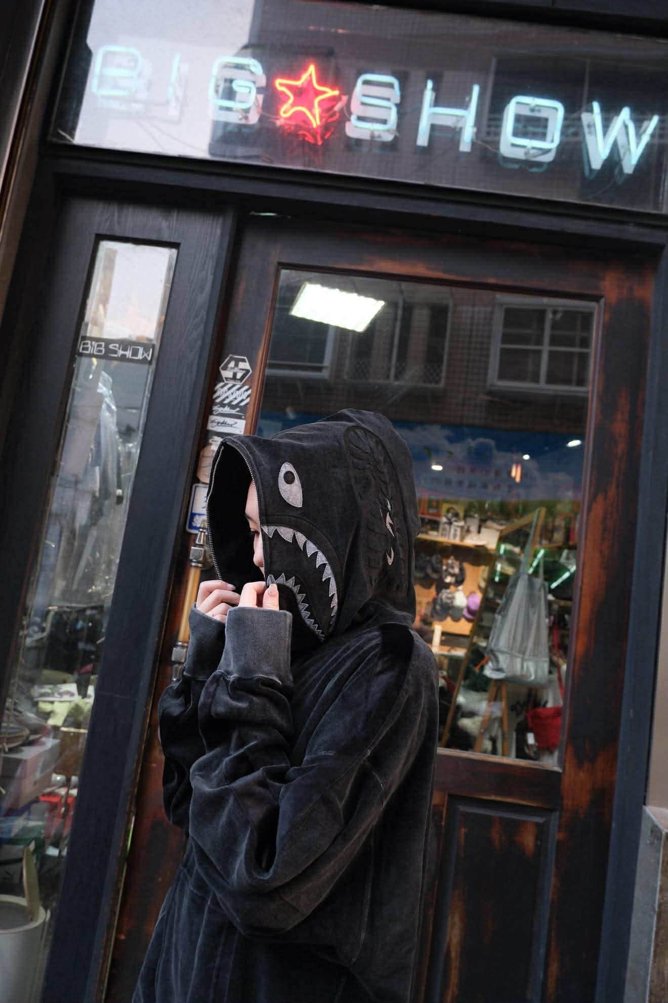 BAPE SNOW WASH SHARK RELAXED FIT FULL ZIP HOODIE 天鵝絨材質 鯊魚外套 1L80-115-004