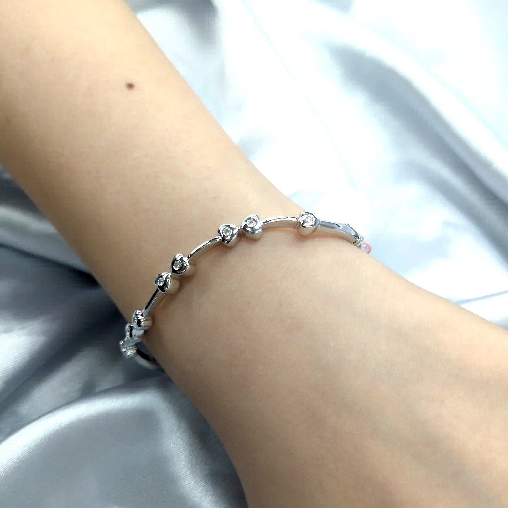 全新18K白金20份鑽石手鈪