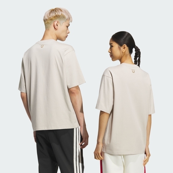 Adidas 愛迪達 Nyr Gfx Ss Tee KQ5100 男女 T恤 運動上衣 休閒短袖 CNY 米紅 亞版