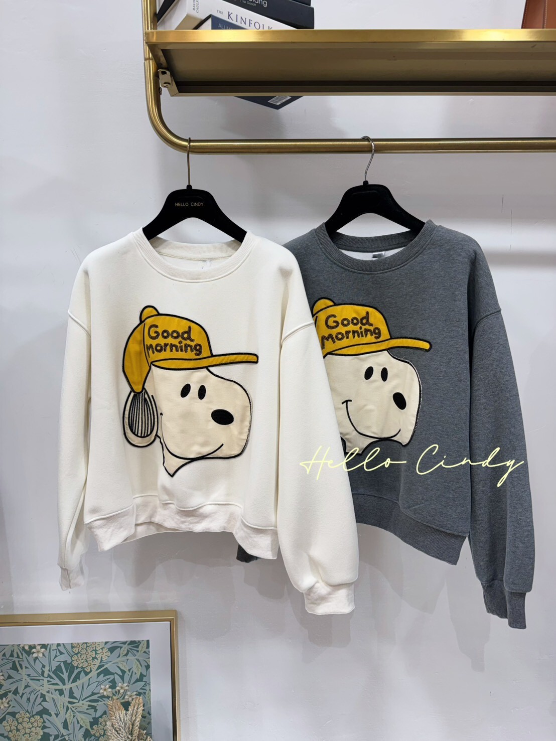 B12165 門市人氣款～大頭snoopy 短絨毛大學T