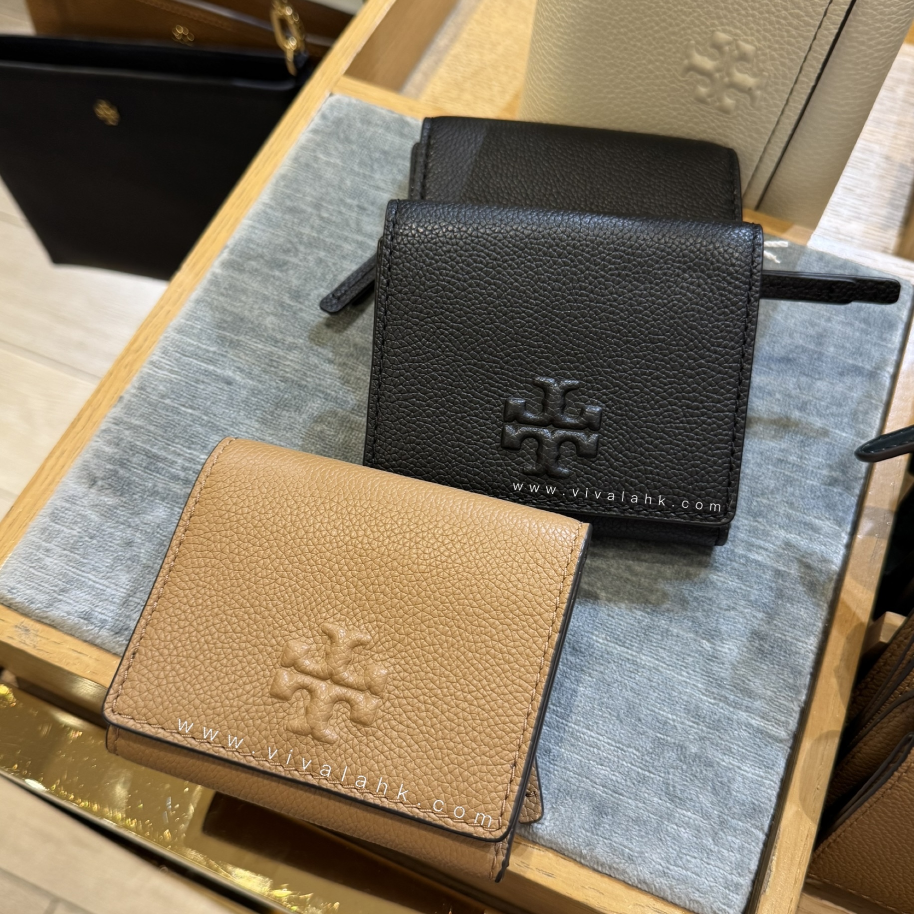 Tory Burch - Thea 三摺細銀包 (169967)