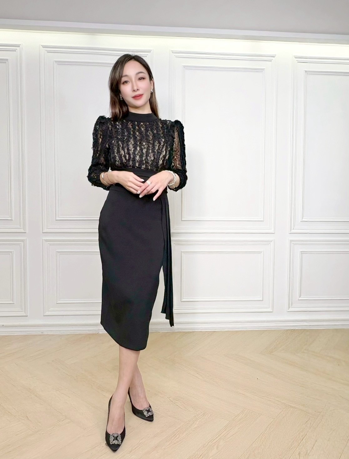 都市麗人!透膚蕾絲腰綁帶小禮服