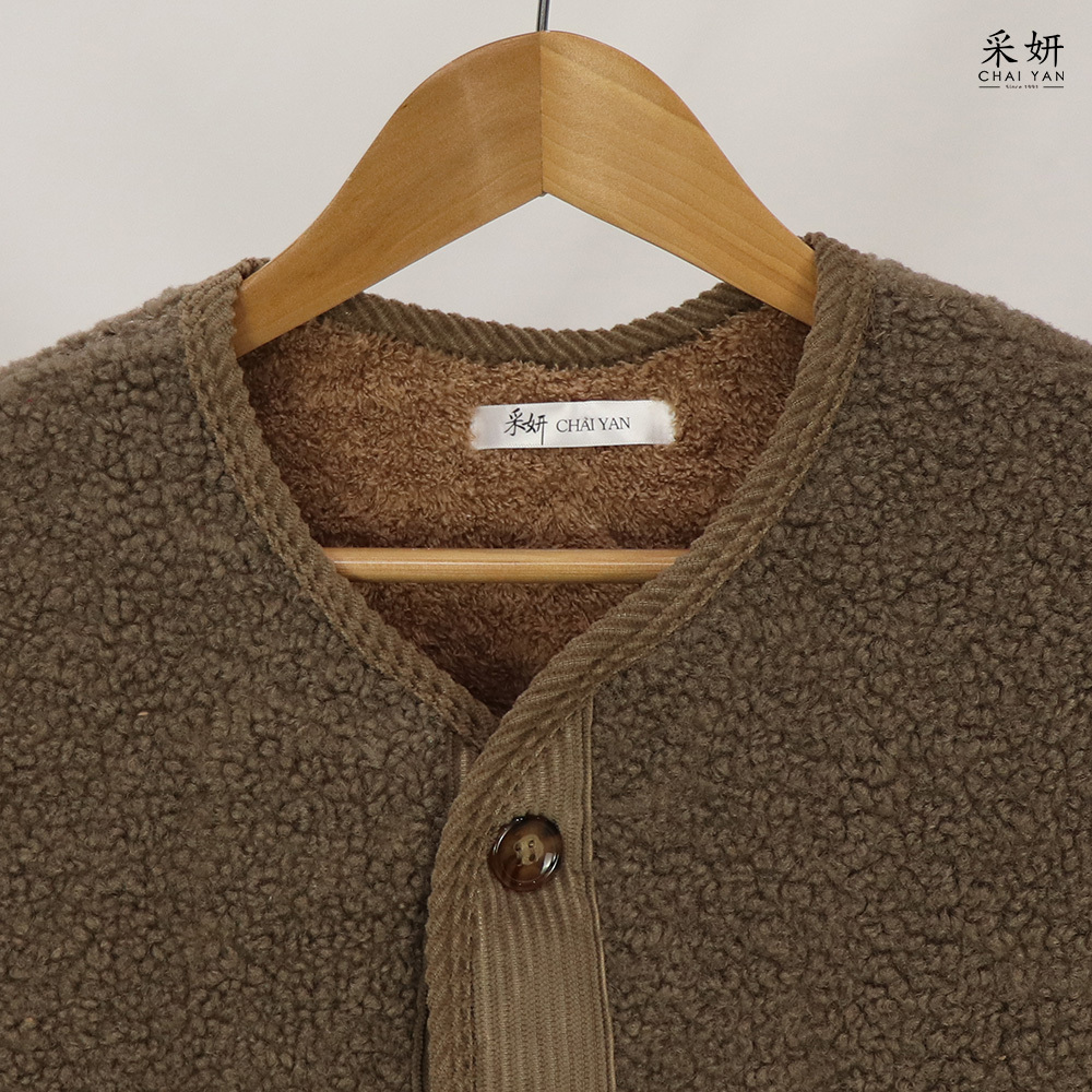 羊羔絨跳色刷毛背心