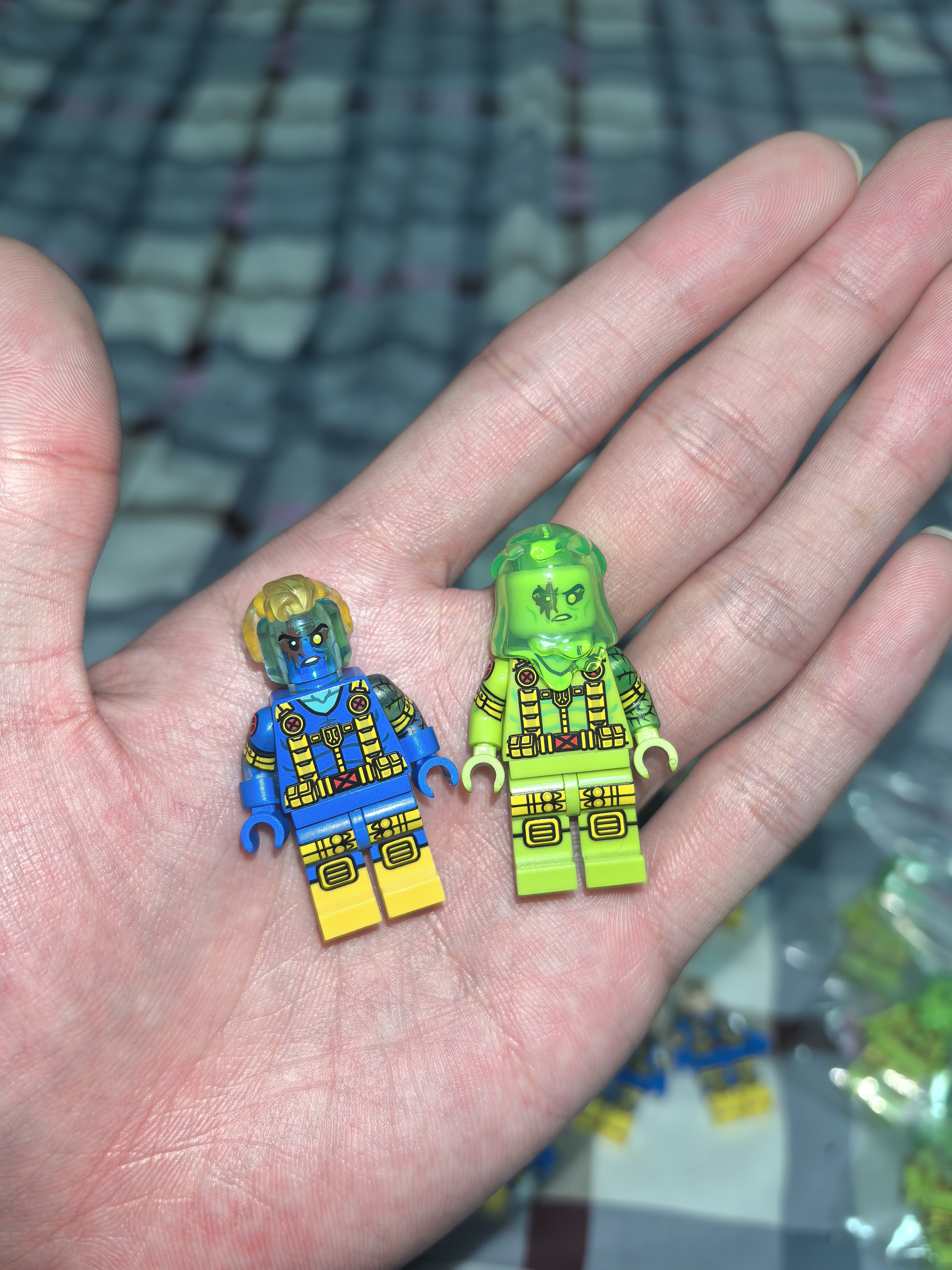 【Earthly brick】電鎖 (異色版)