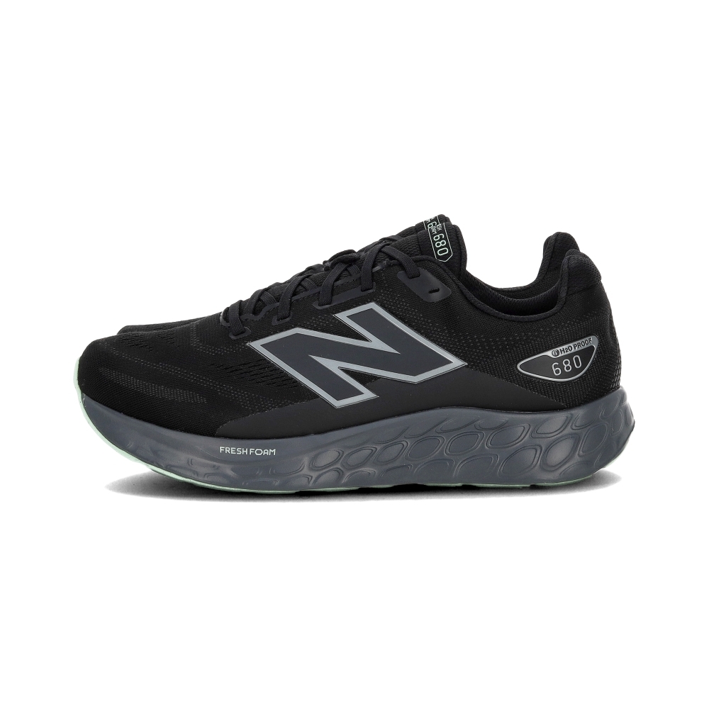 New Balance Fresh Foam 680 V8 男鞋 黑綠色 寬楦 防水鞋面 運動 慢跑鞋 M680WBK8