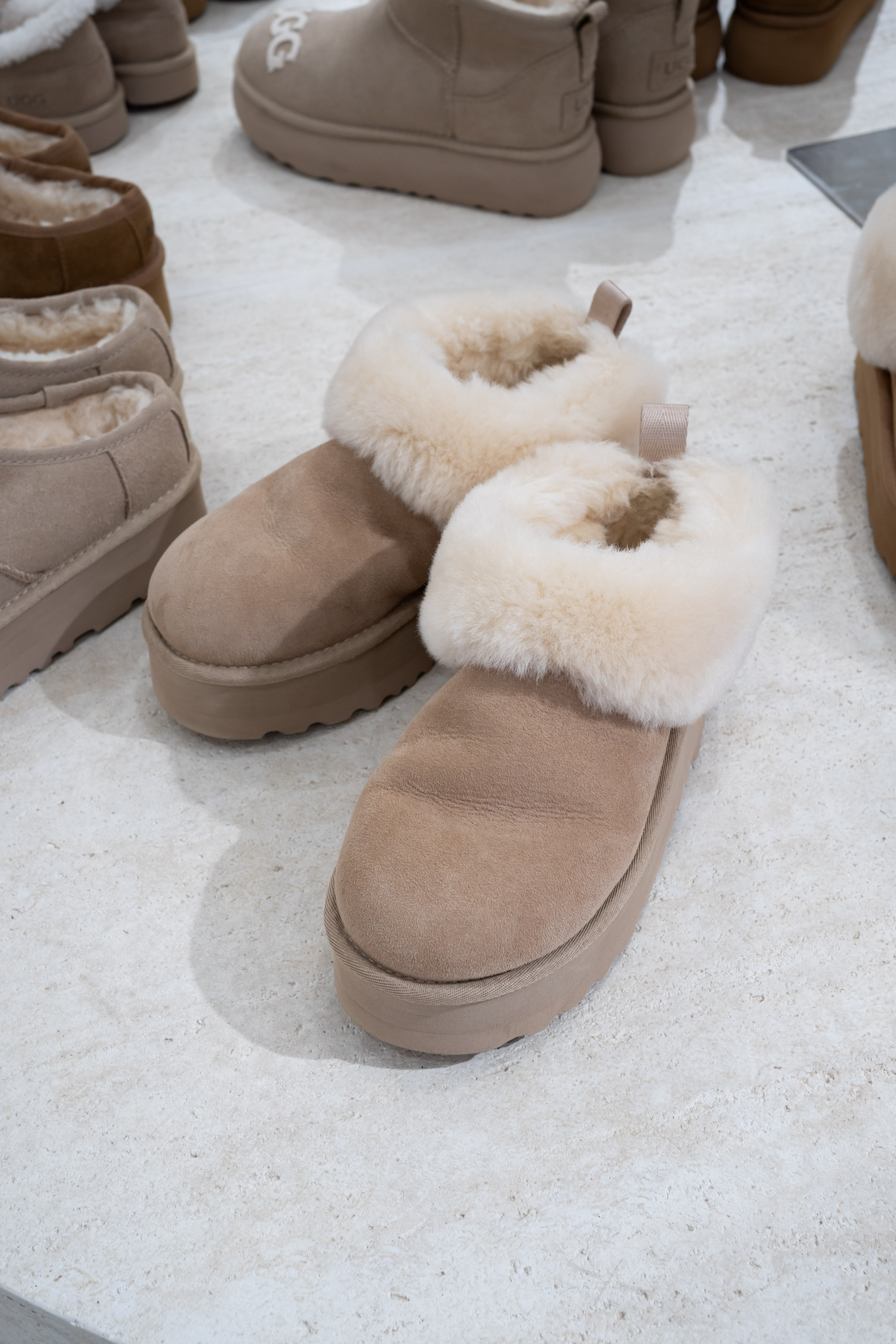 【2色入】UGG Ozlana Tazzelle