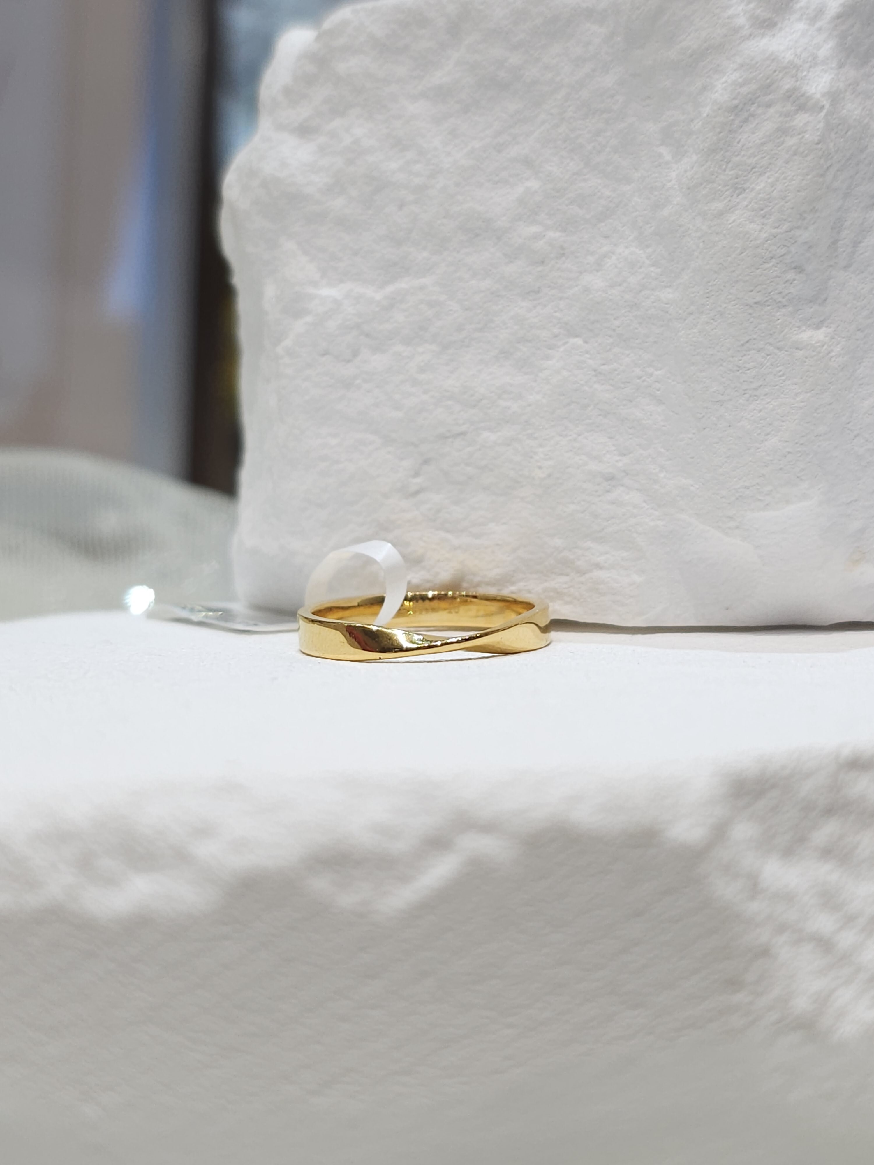 實心扭光鏡面戒