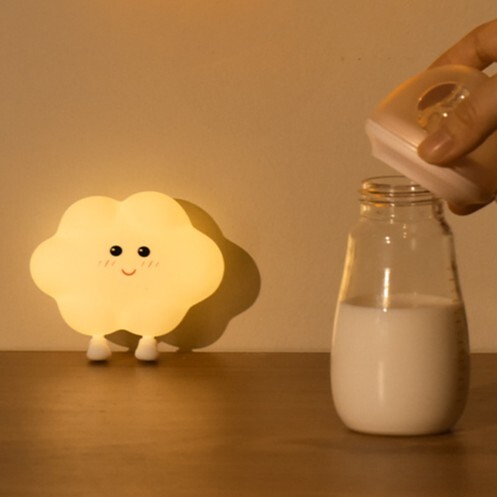 《6493》微笑雲朵可調光矽膠拍拍夜燈