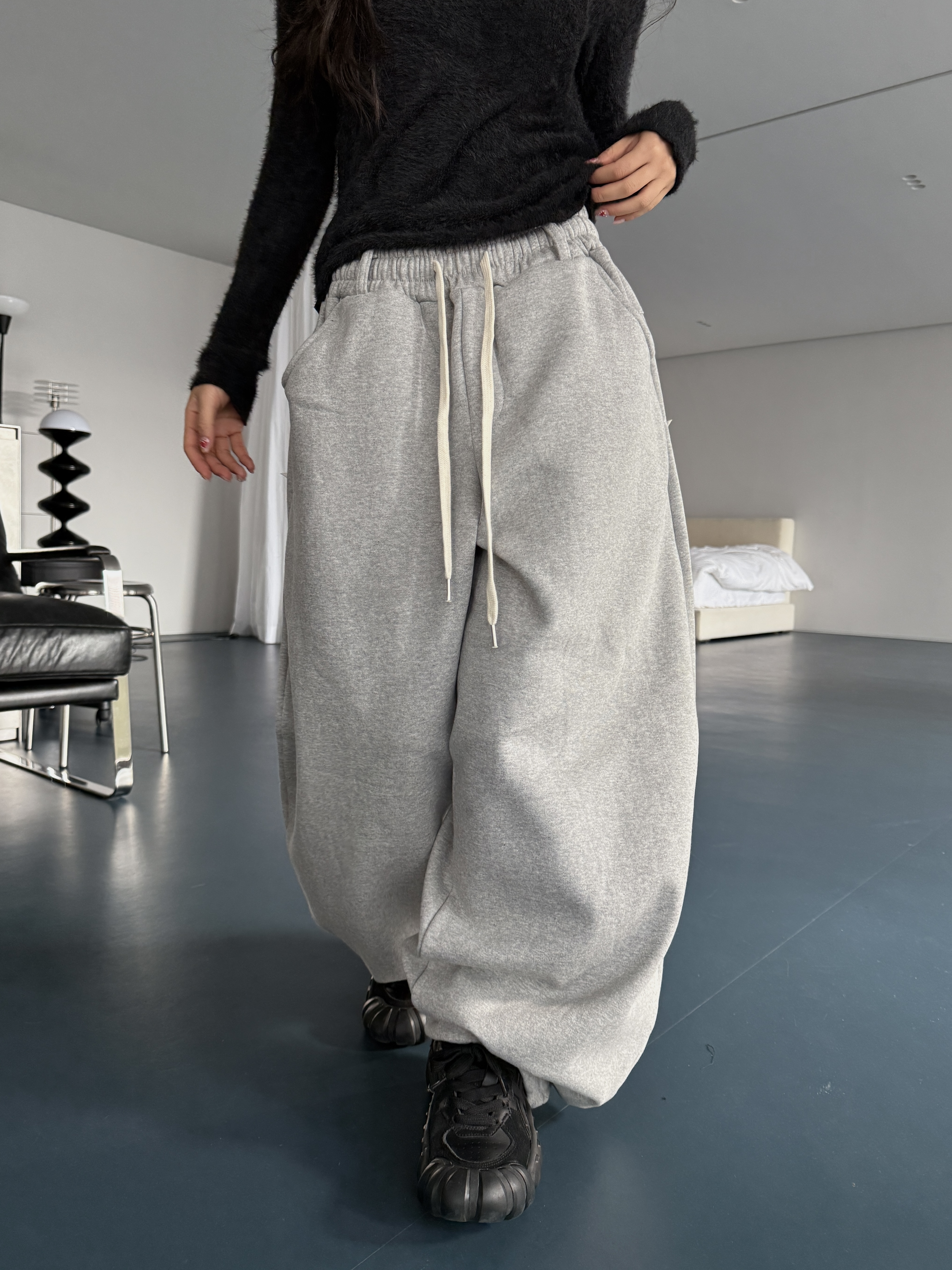 雙星貼片 立體寬鬆刷毛長褲（部分現貨）