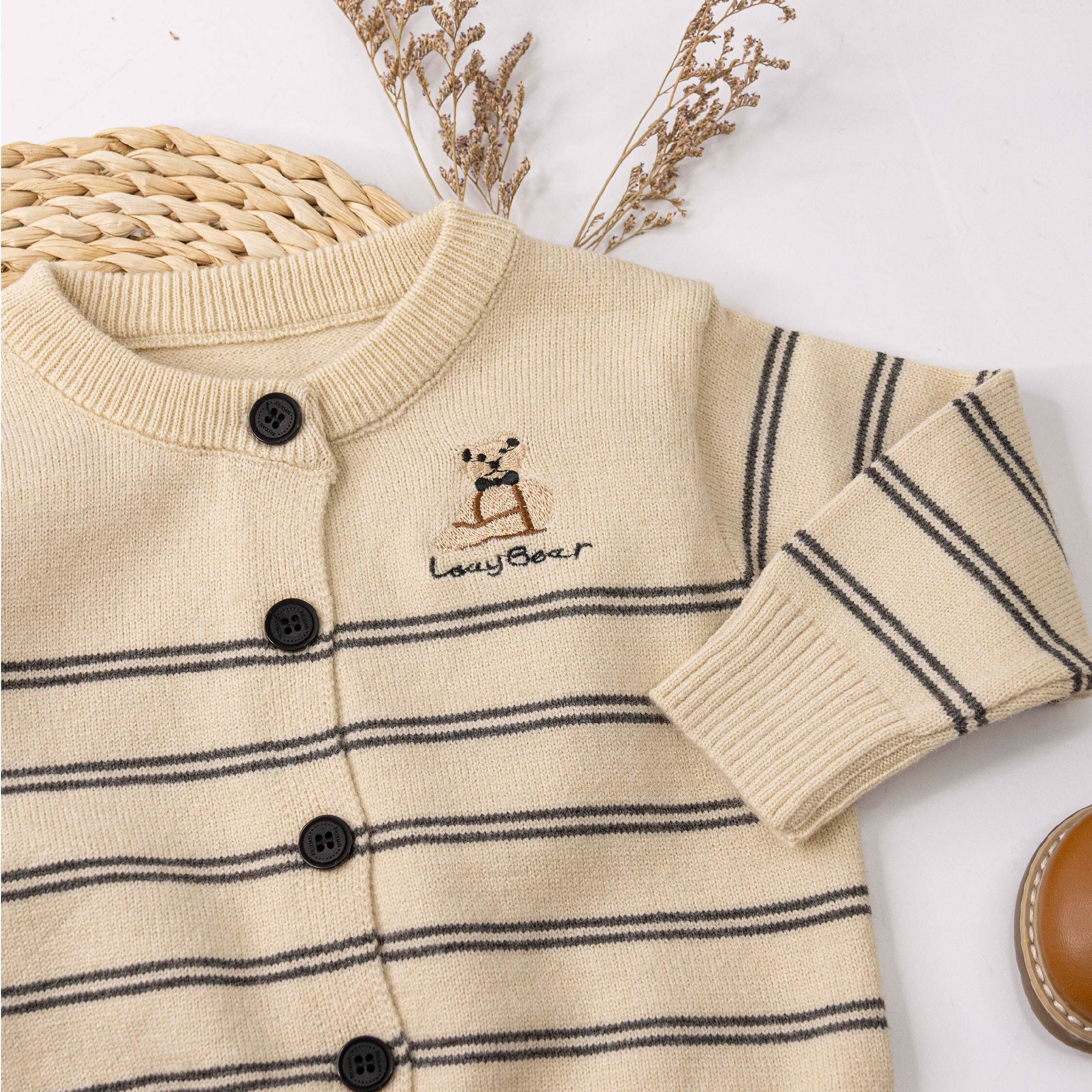 【H55763】熊熊刺繡條紋針織外套