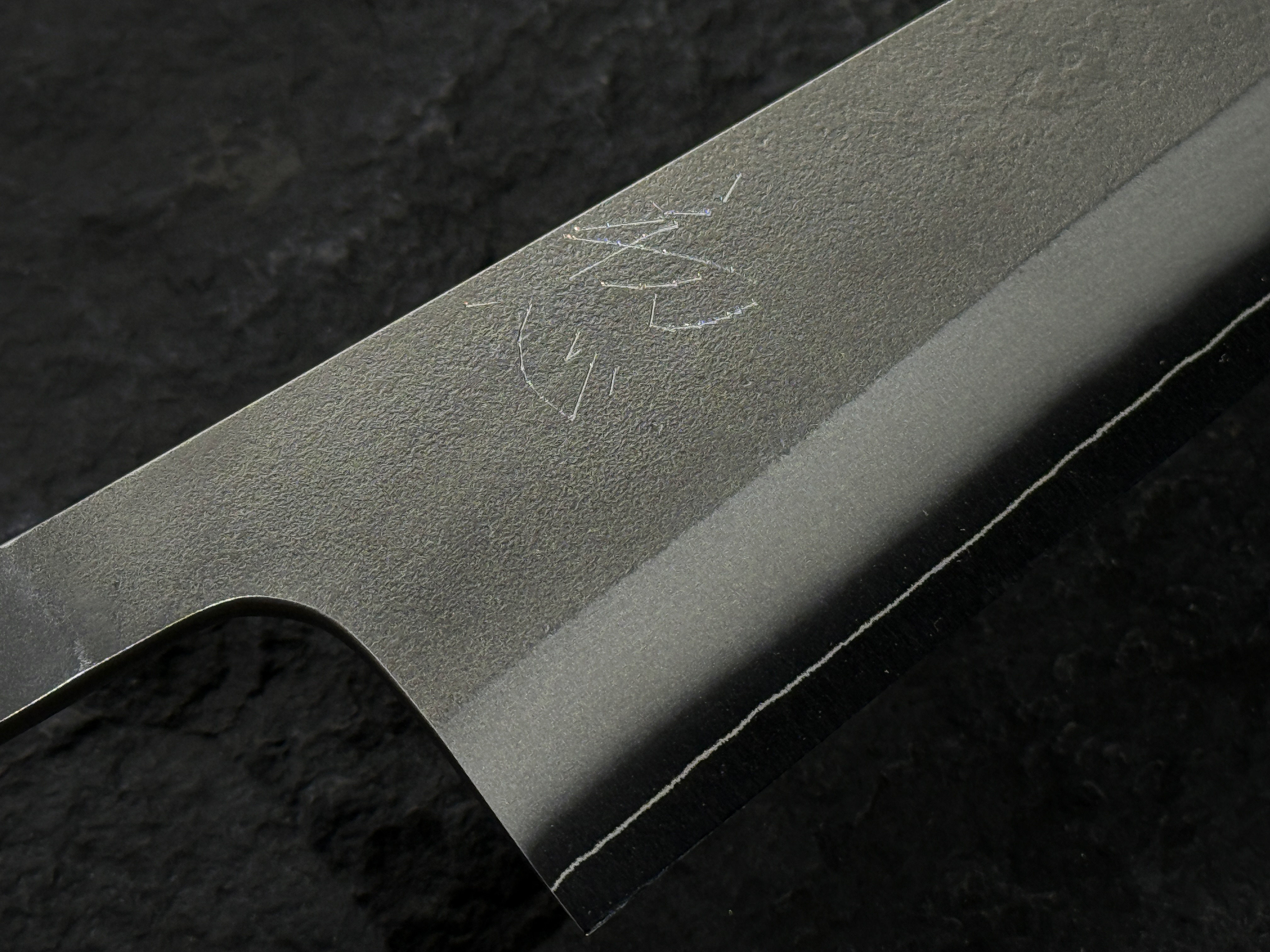 初心 吉金 SKD高速鋼 梨地 切付牛刀