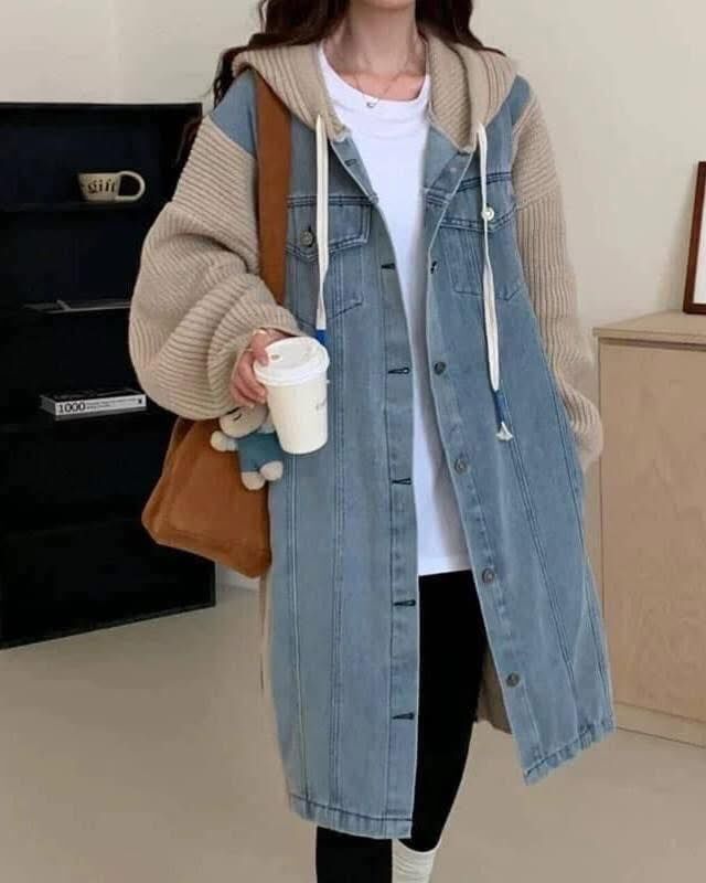【超質感設計師風牛仔拼接針織長版外套】(現貨)