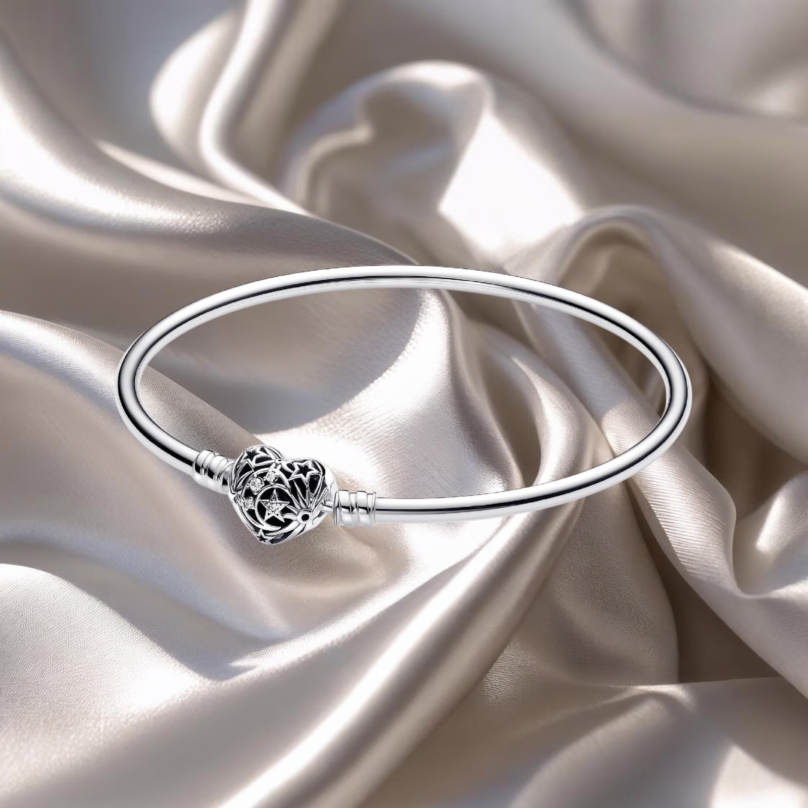 【預購】Q123002 Pandora 純銀心形扣手鐲