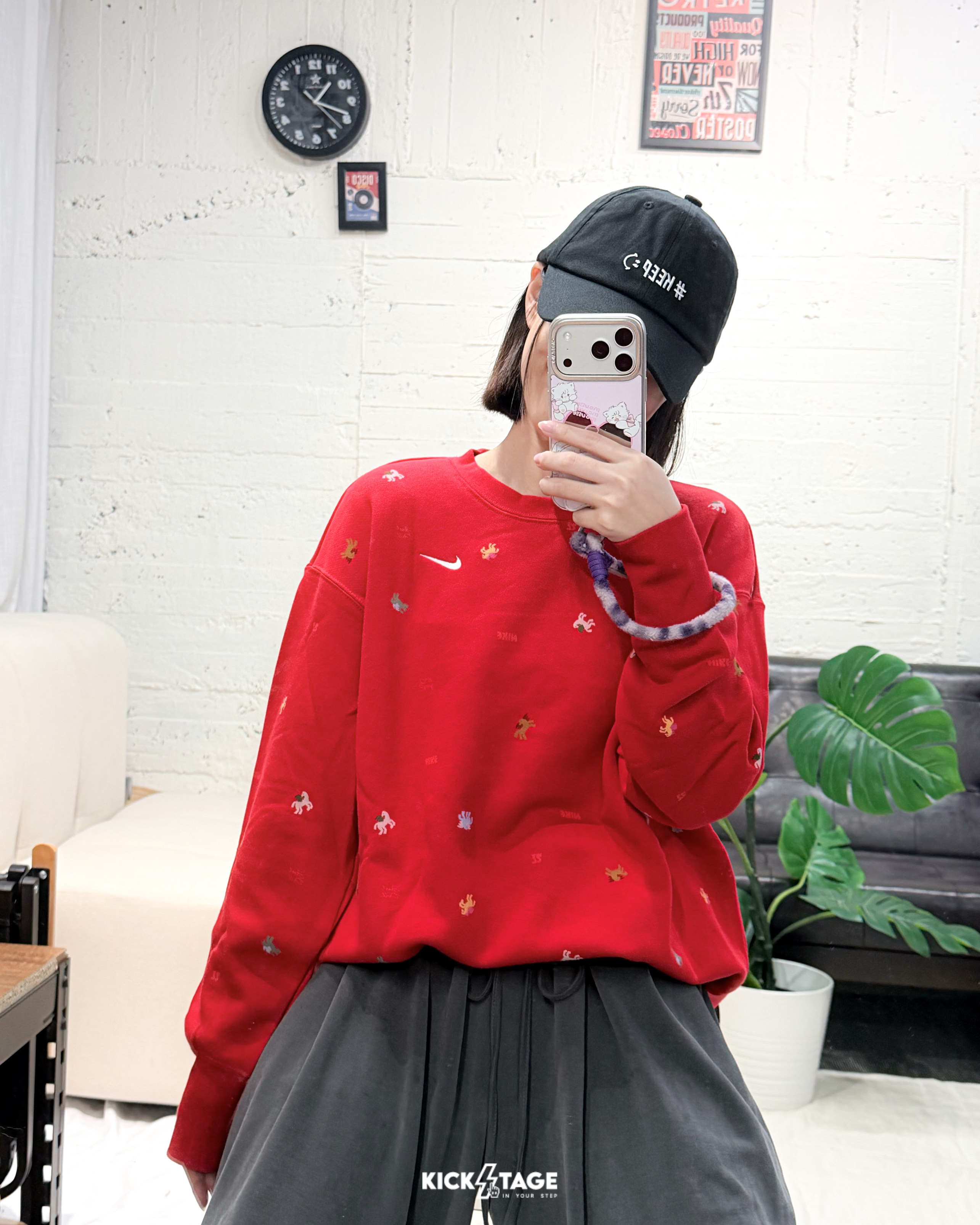 女款 NIKE NSW CNY TEE 紅色 彩色小馬 馬年 新年 刺繡LOGO 滿版 飛馬 重磅 長T 大學T【IQ3825-657】NKTF