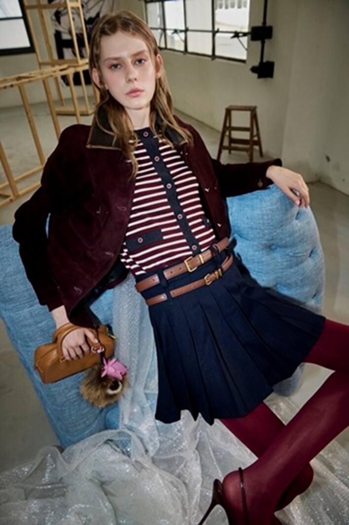 BE15277D1 文藝航線復古條紋針織