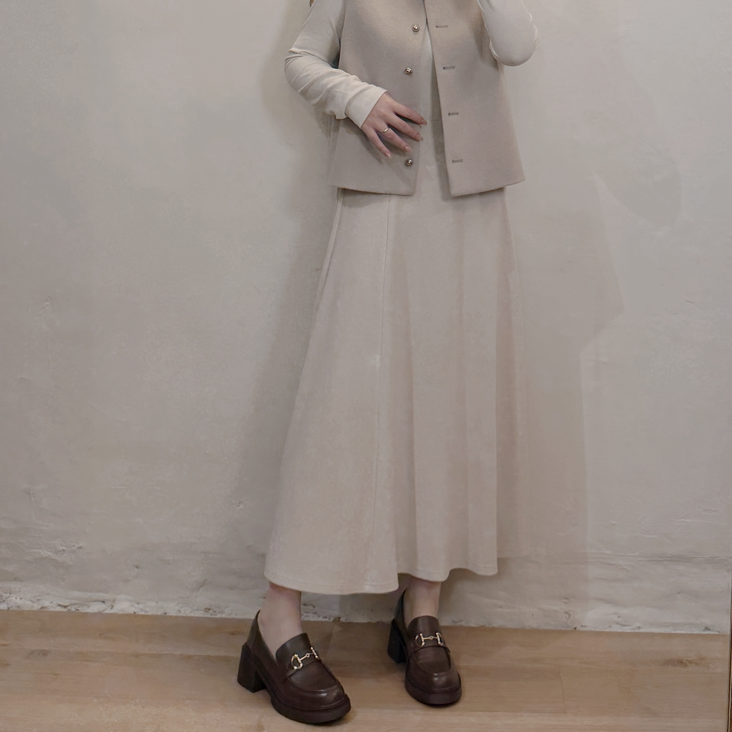 預訂/現貨 7336 燕麥色針織彈性長裙