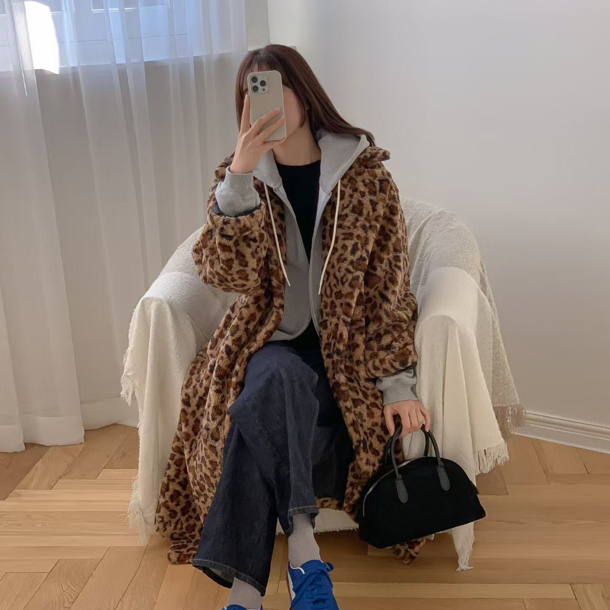 焦糖配色豹紋斑點V領長版皮草外套