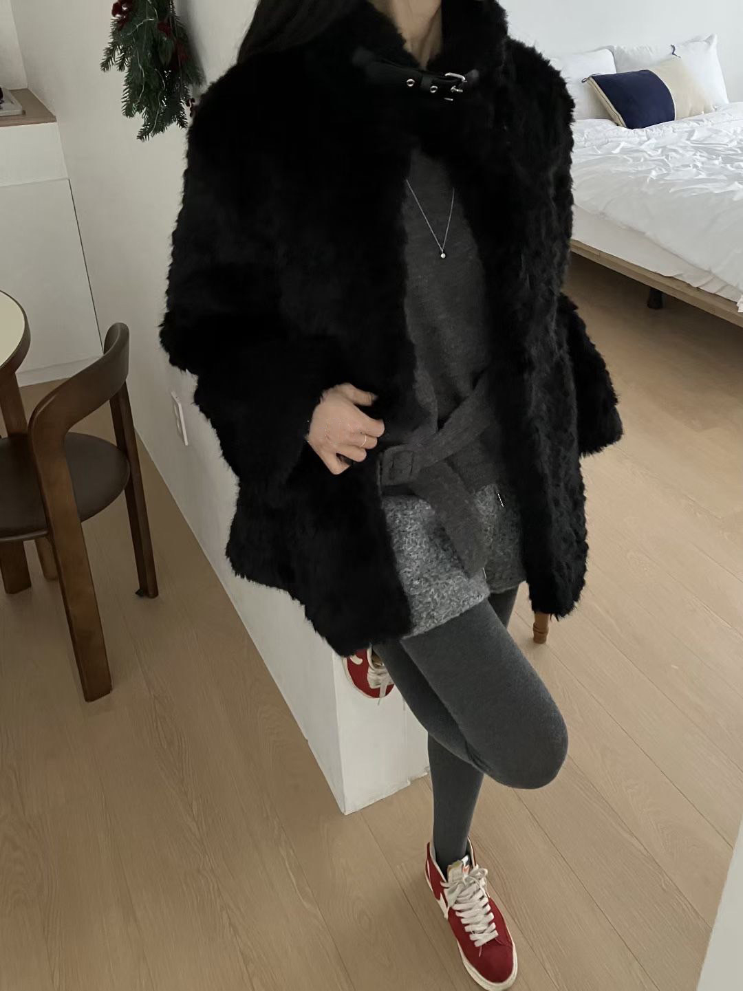 皮帶釦立領造型毛絨絨皮草外套 / 2色