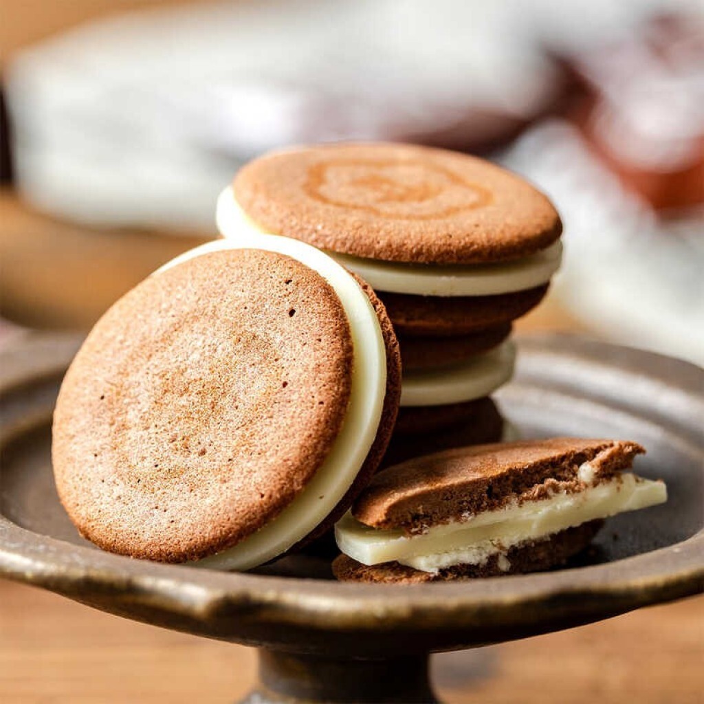 日本🇯🇵UMEDA CHEESE LAB 可可濃香圓舞曲餅乾8枚入