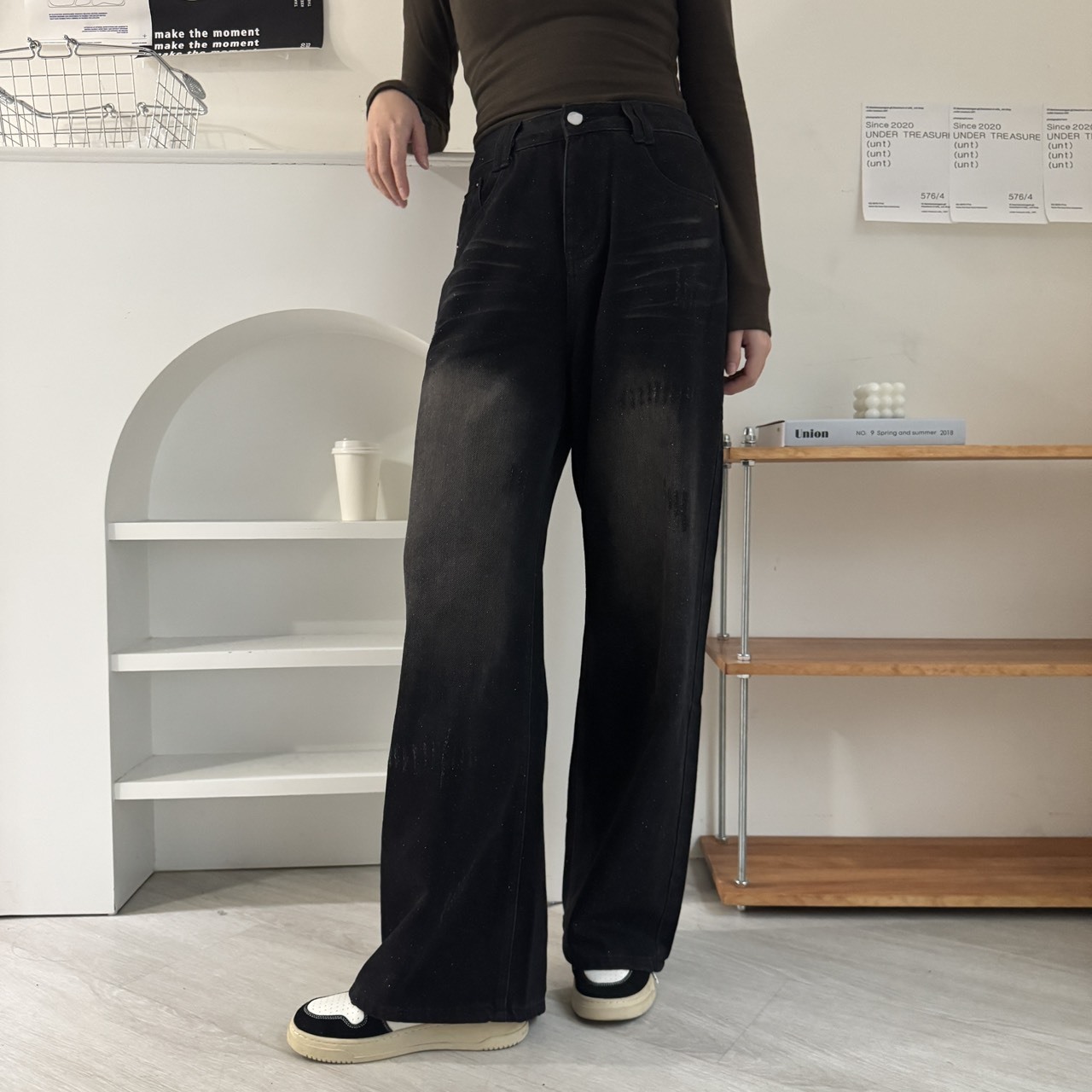 細閃刷舊直筒牛仔褲A80160