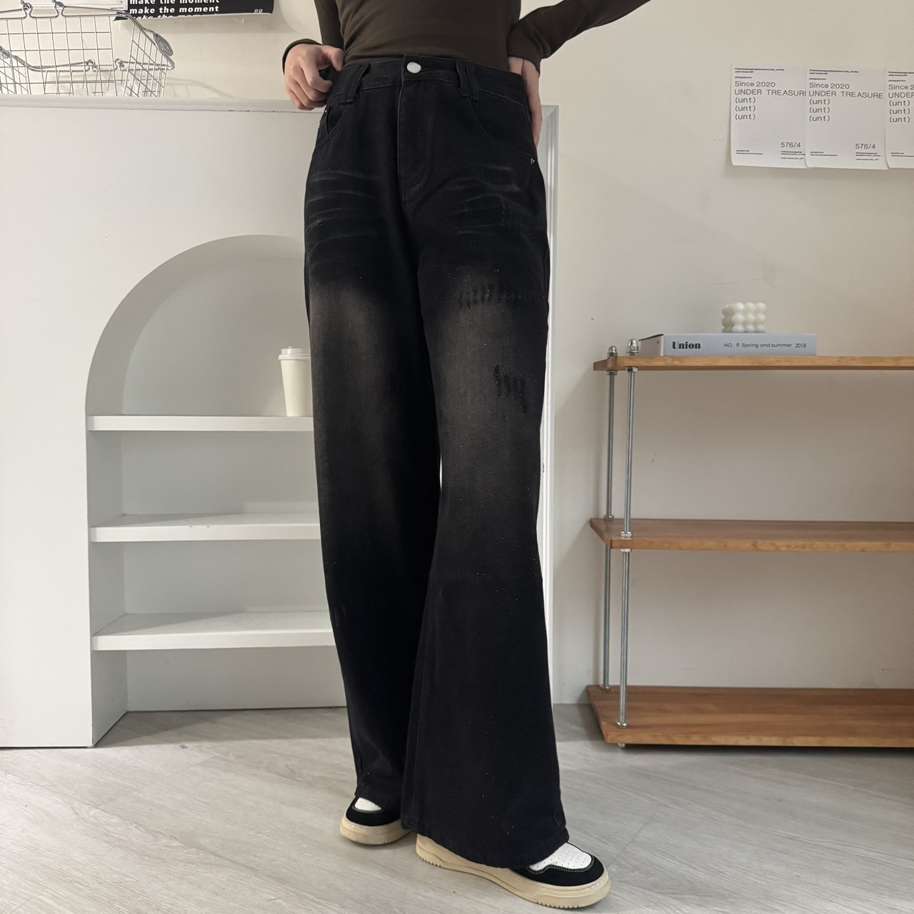 細閃刷舊直筒牛仔褲A80160