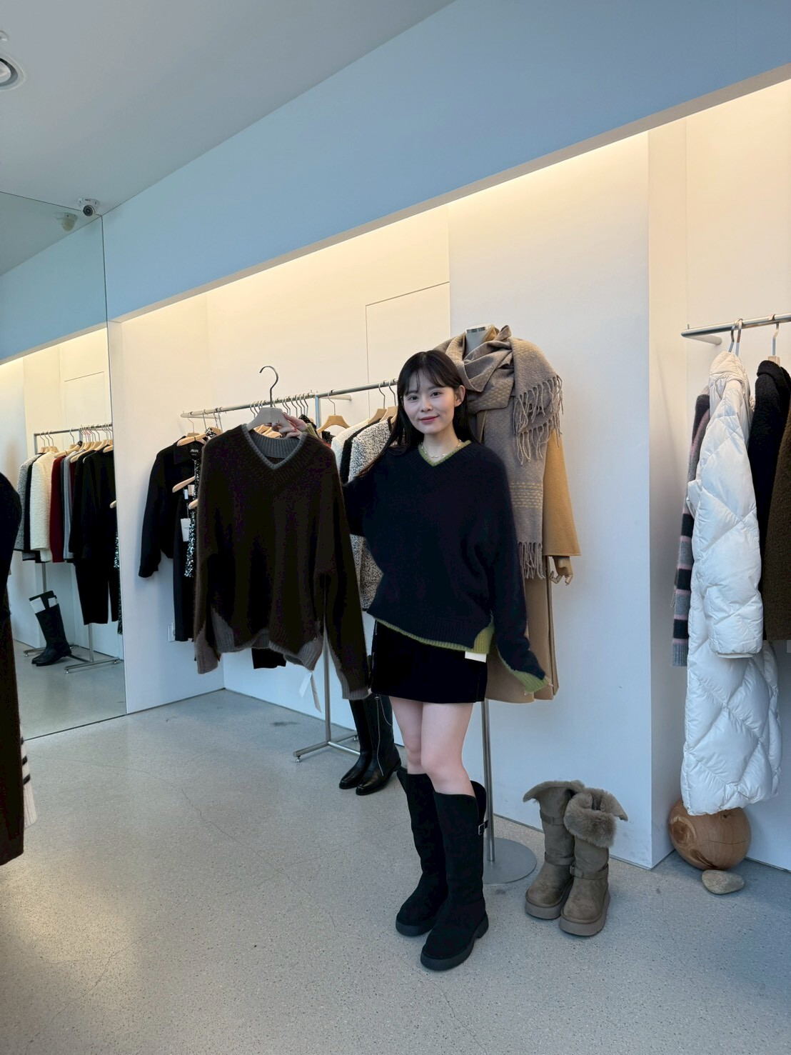 JU5308 羊毛混紡假兩件V領毛衣