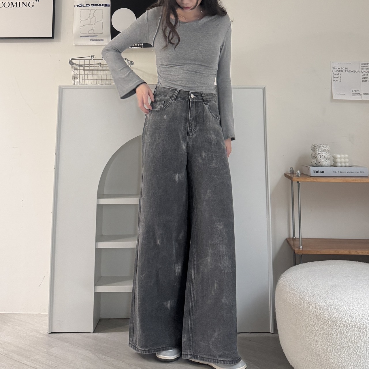 遮肉顯瘦!作舊渲染喇叭褲