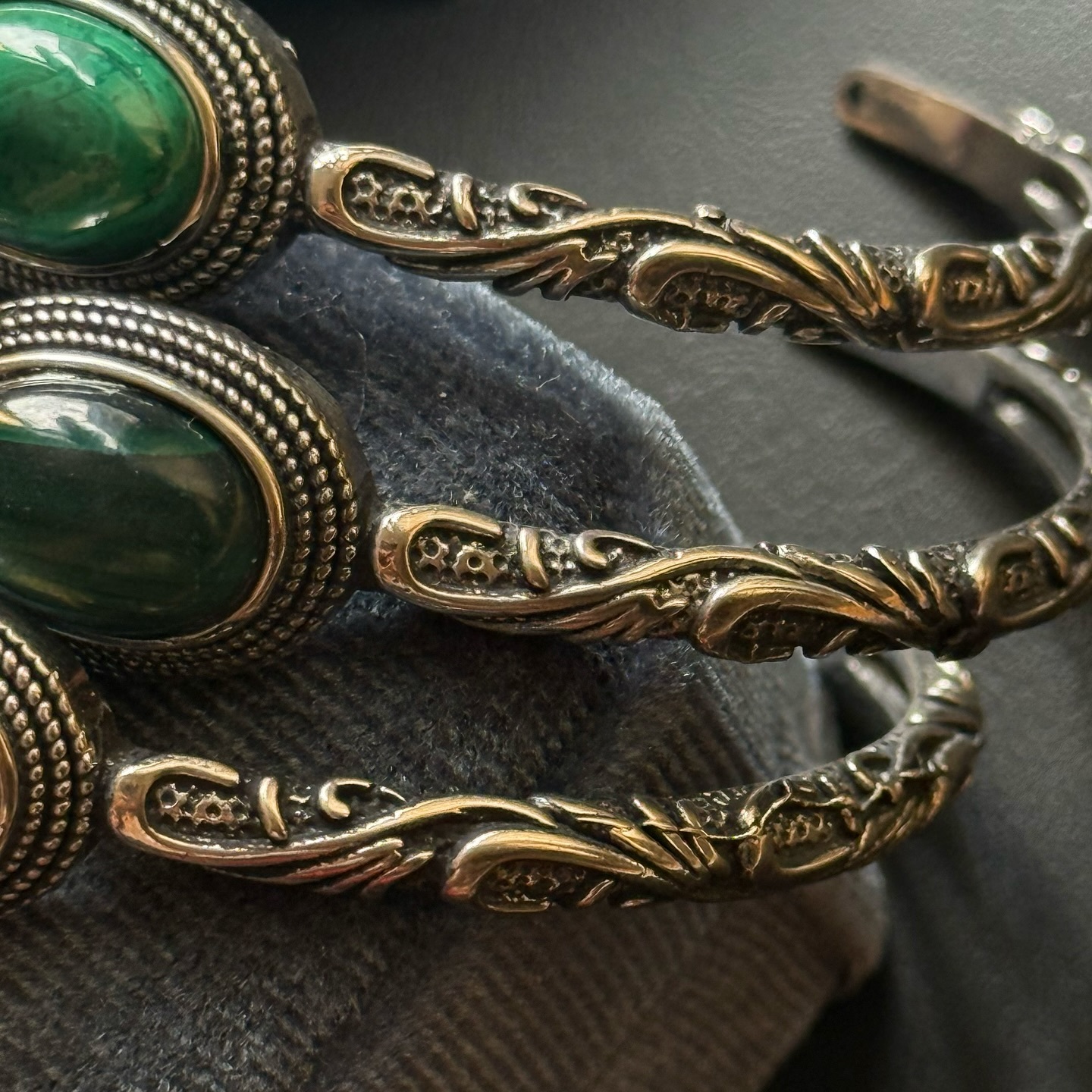 [原石] 孔雀石 金屬手環