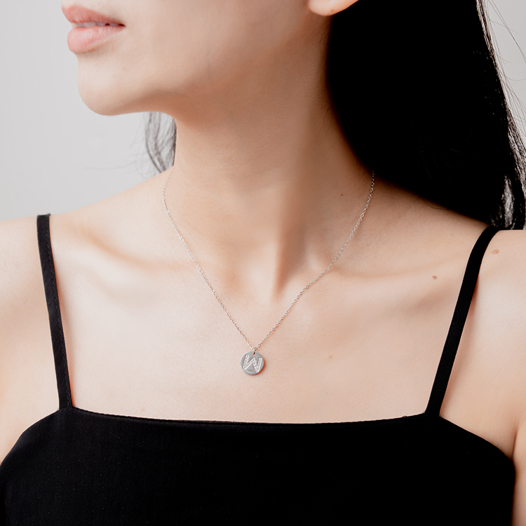 miramira字母｜白鋯石圓牌字母W項鍊B5762-銀81843