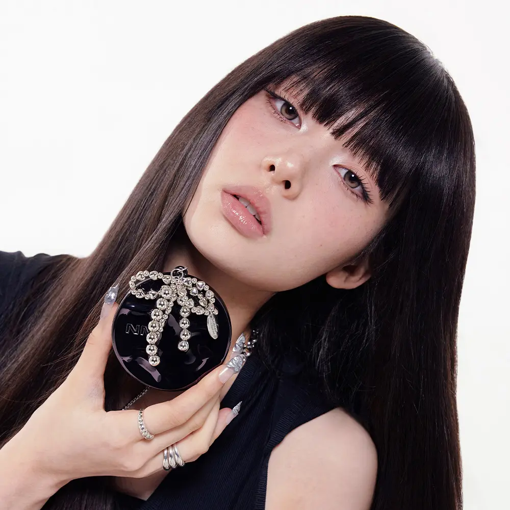 NAMING. x MONDAY EDITION 柔霧氣墊限量組 (附 聯名氣墊殼 + 質感鑰匙圈)