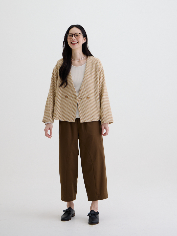 溫莎大V無領雙釦外套-駝色小千鳥