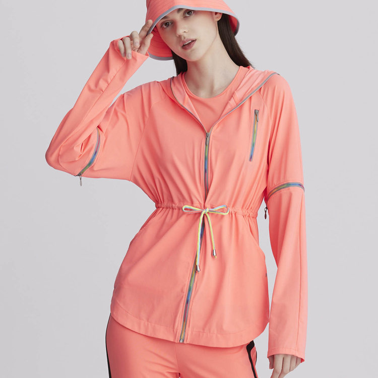 Colored-zip slim fit hooded jacket