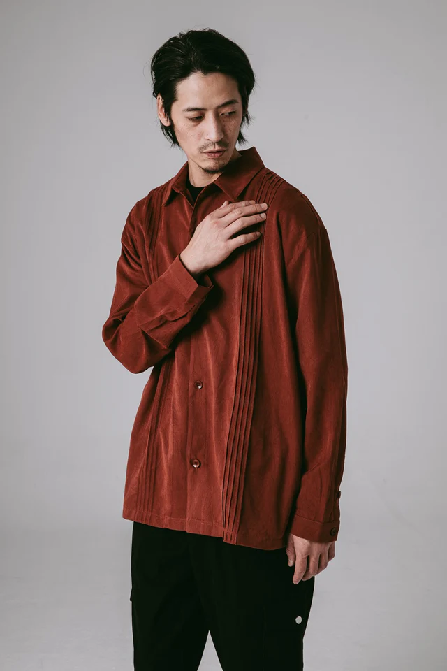 JIN-EASTERNAU Embossed 風琴摺長襯衫-紅色