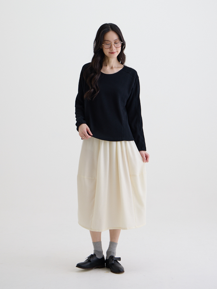 鬆餅格紋長袖剪接上衣-墨黑