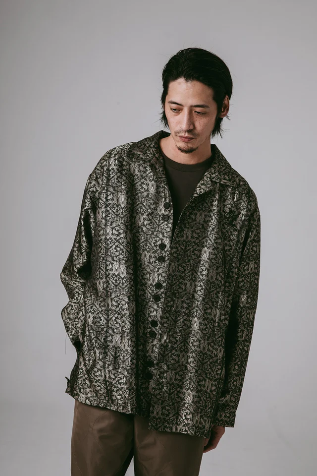 JIN-EASTERNAU 忍冬紋纏枝襯衫-墨綠色