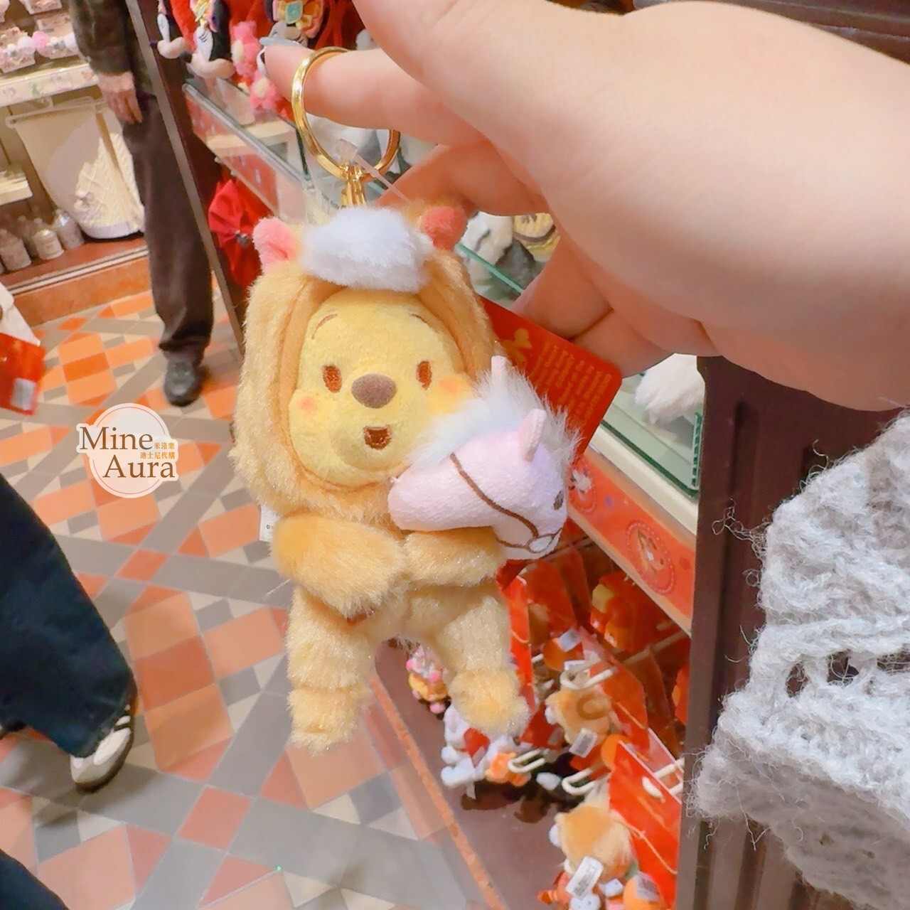 2026 新春限定 小熊維尼 Winnie the Pooh 馬年變裝造型 絨毛 吊飾 鑰匙圈 -香港迪士尼樂園