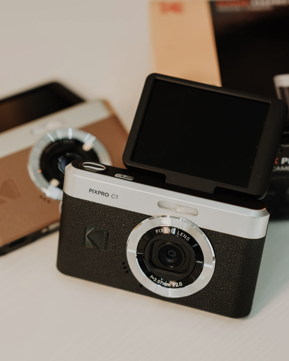 KODAK 柯達 PIXPRO C1 數位相機 Digital Camera 翻轉螢幕 共2色