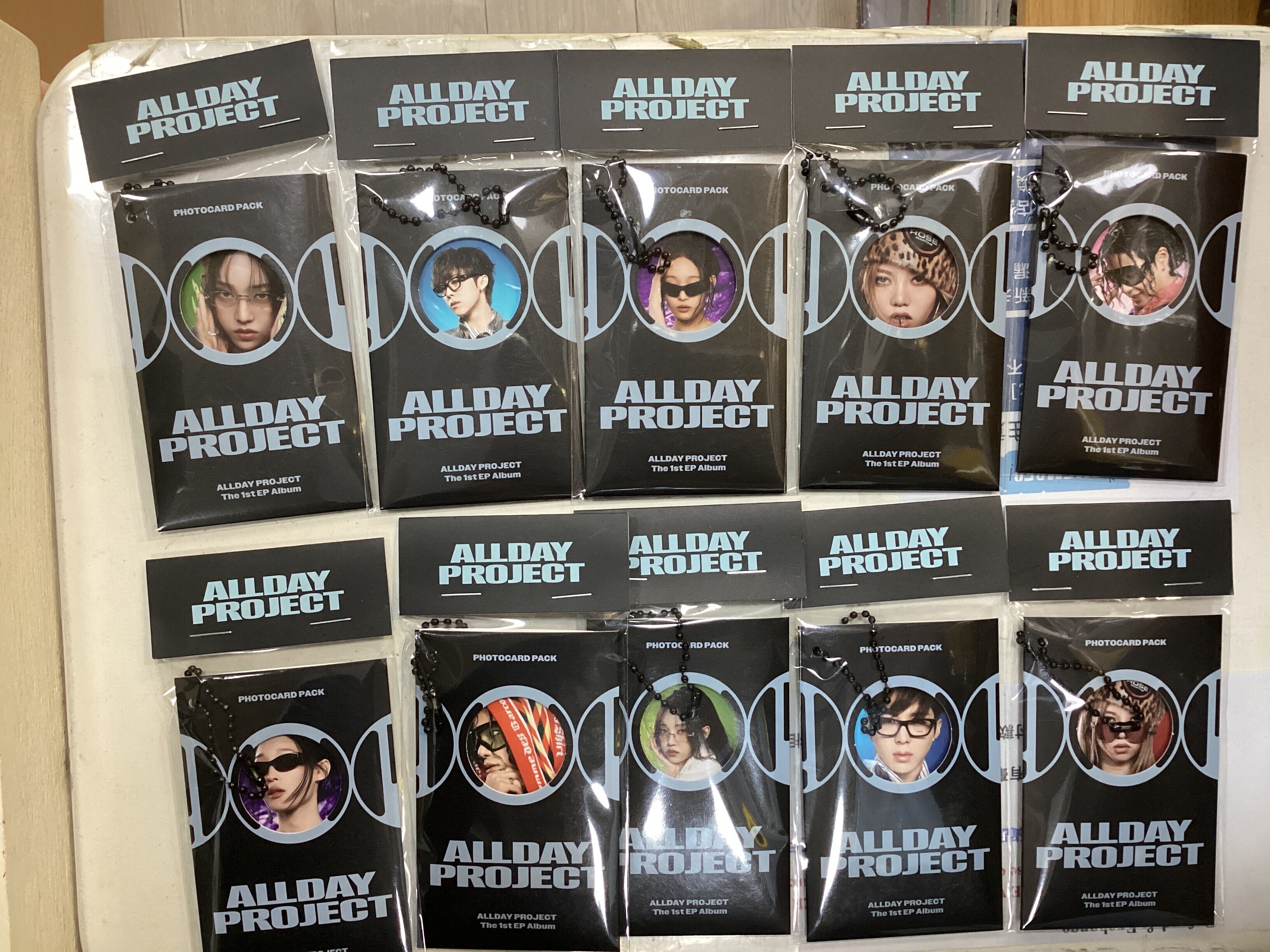 ADP The 1st EP Album 'ALLDAY PROJECT' (Photo card ver.) (Random Ver.)