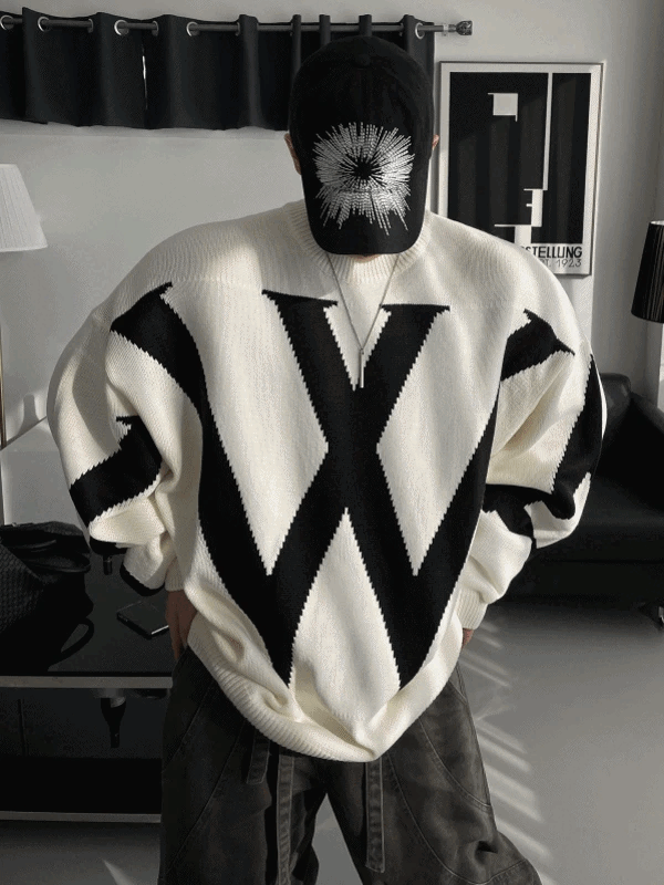 大號字母寬鬆針織衫