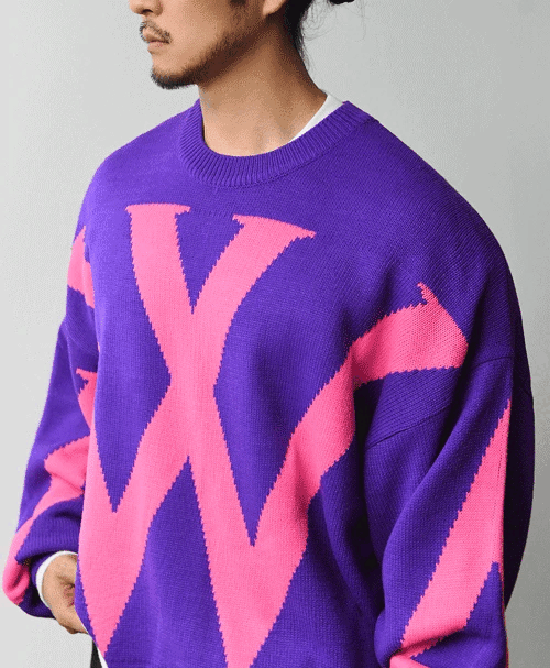 大號字母寬鬆針織衫